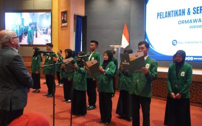 Rektor Tekankan Fungsi Kontrol Aktif Mahasiswa Pada Pelantikan Pengurus Baru ORMAWA Unusa